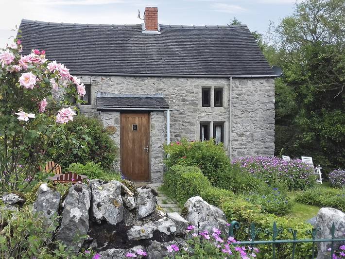 Log cabin for 2 people, with Garden in Derbyshire