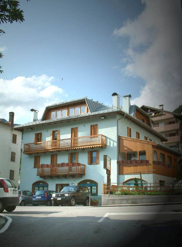 Appartamento per 5 persone, con Balcone e Terrazza nonché Panorama a Selva di Cadore