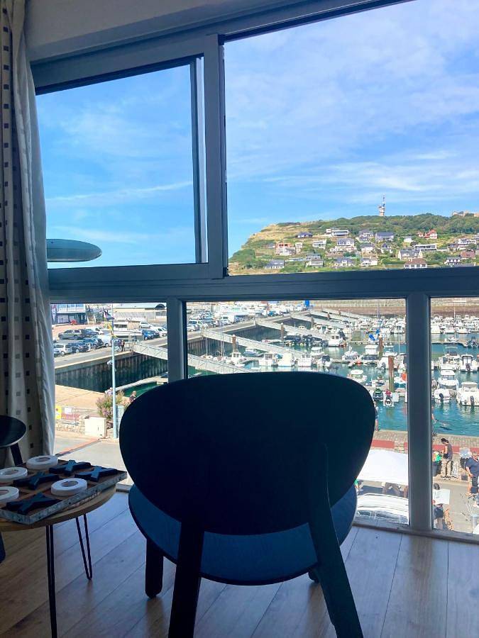 Gîte pour 3 personnes, avec balcon et vue dans Port De Fecamp