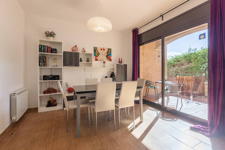 Vacation Home "Casa Lourdes" with Private Pool, Garden & Wi-Fi in Canyelles (Barcelona), Garraf