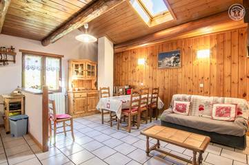 Gîte pour 6 personnes, avec jardin à Villaroger