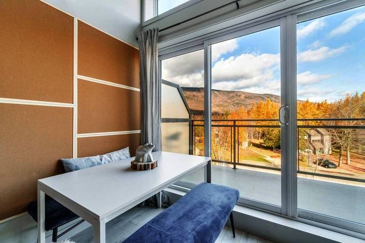 Gîte pour 5 personnes, avec balcon ainsi que vue et piscine à Beaupré - 2