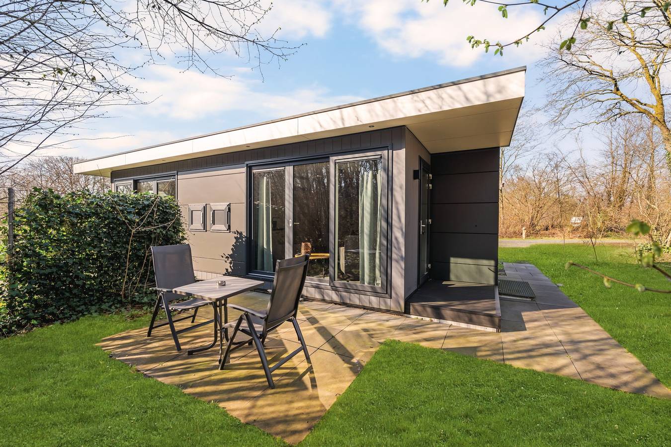 Vakantiehoeve Si-Es-An — Luxe bosrand loft | 2 personen in Hardenberg, Regio Zwolle