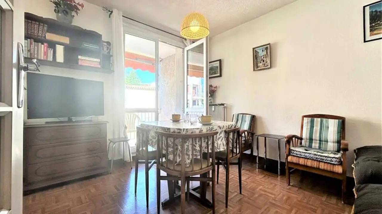 Apartamento vacacional entero, Ferienwohnung für 2 Personen (25 m²) in Gréoux-les-Bains in Gréoux-les-Bains, Alpes de Alta Provenza