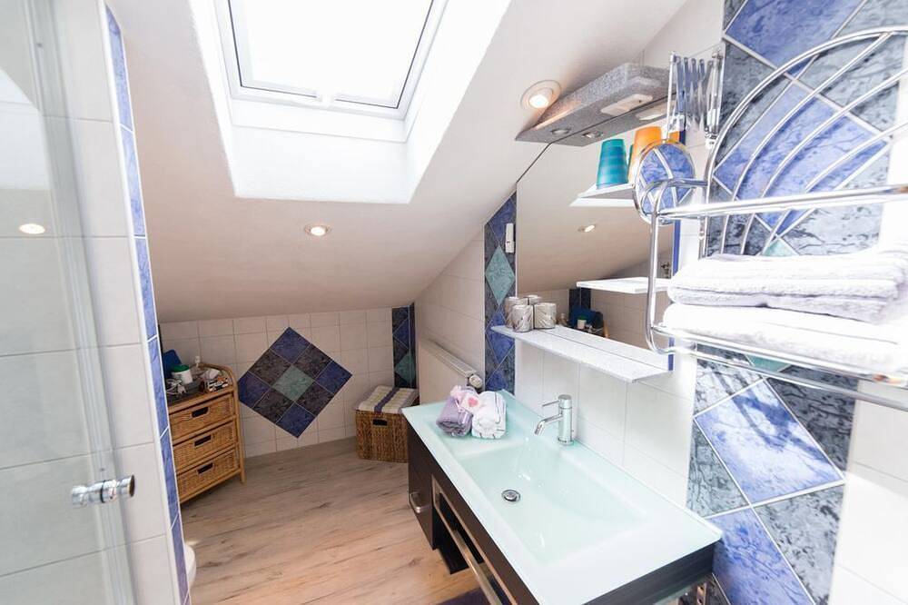 Ganze Wohnung, Dopfer Erich u. Angelika - Ferienwohnung \"Herzerl\", 2 Schlafzimmer,Dusche,Wc in Eisenberg, Bayerisch Schwaben