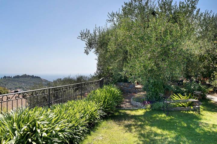 Ferienwohnung für 4 Personen, mit Balkon und Garten in Imperia - 2