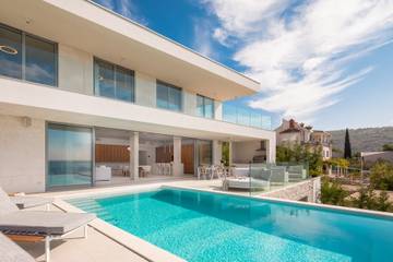 Villa für 11 Personen in Primosten, Šibenik-Knin, Bild 1