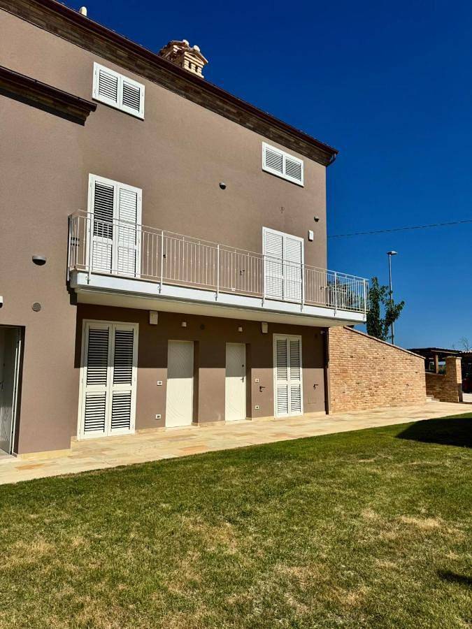 Gîte pour 6 personnes, avec bassin pour enfant et piscine ainsi que vue et jardin à Petritoli - 4