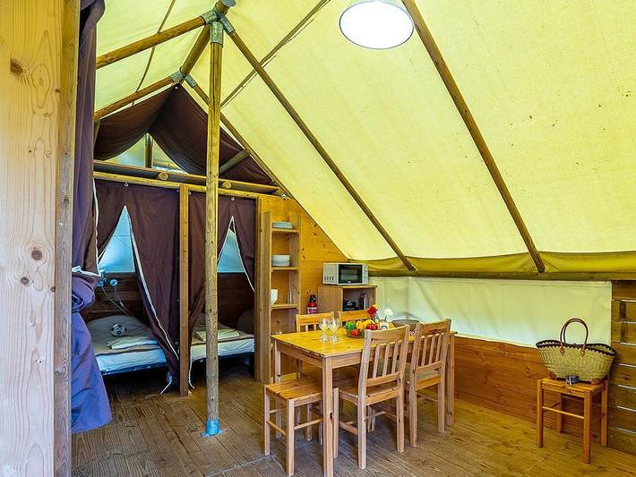 Camping pour 6 personnes, avec bassin pour enfant en Franche-Comté - 4