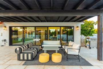 Vacation Home for 10 Guests in Scottsdale, Arizona, Picture 3