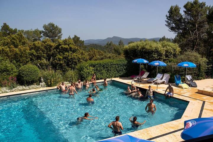 Parc de vacances pour 5 personnes, avec jardin et piscine ainsi que vue et bassin pour enfant dans le Sud de la France - 3
