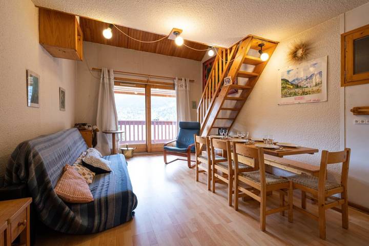 Gîte pour 8 personnes, avec balcon, adapté aux familles dans Meribel Village - 2