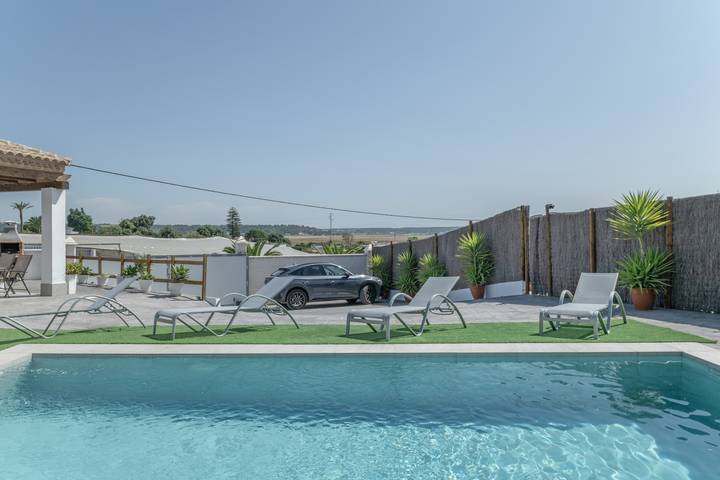 Villa 'El Olivar 1' mit Bergblick, WLAN und Klimaanlage in Barbate, Costa de la Luz