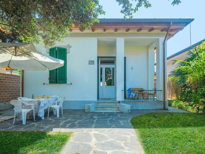 Villa per 6 persone, con giardino in Pietrasanta