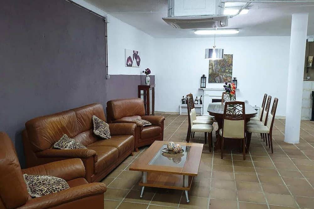 15 minut med bil fra Sitges Villa Illusion.16 pers Xxl basseng by Weekly Villas. in Olivella, Garraf