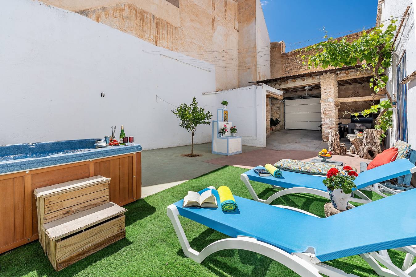 Holiday Home 'Amelia y Juan de Dios' with Private Terrace, Wi-Fi and Air Conditioning in Padul, Granada Province