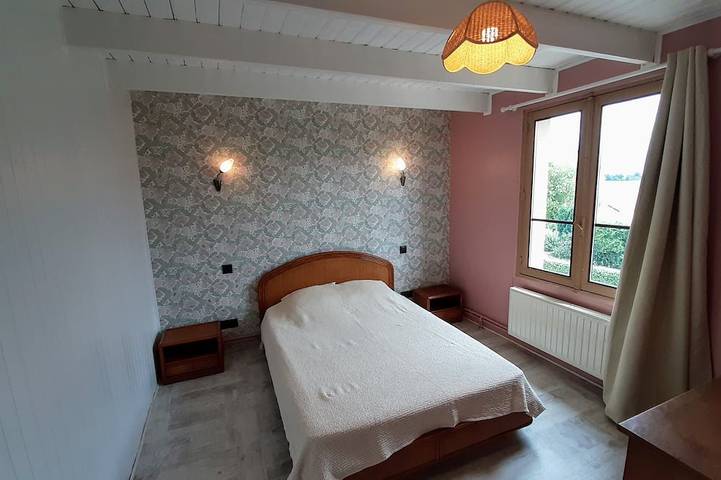 Location de vacances pour 9 personnes, avec jardin à Tourville-sur-Sienne - 3