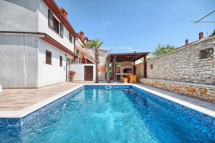 Ferienwohnung für 3 Personen, mit Balkon, mit Haustier in Pula