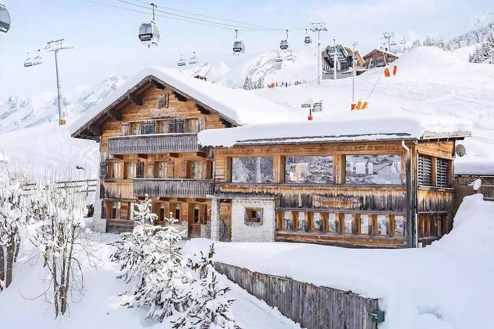 Chalet pour 15 personnes, avec jacuzzi et balcon à La Clusaz