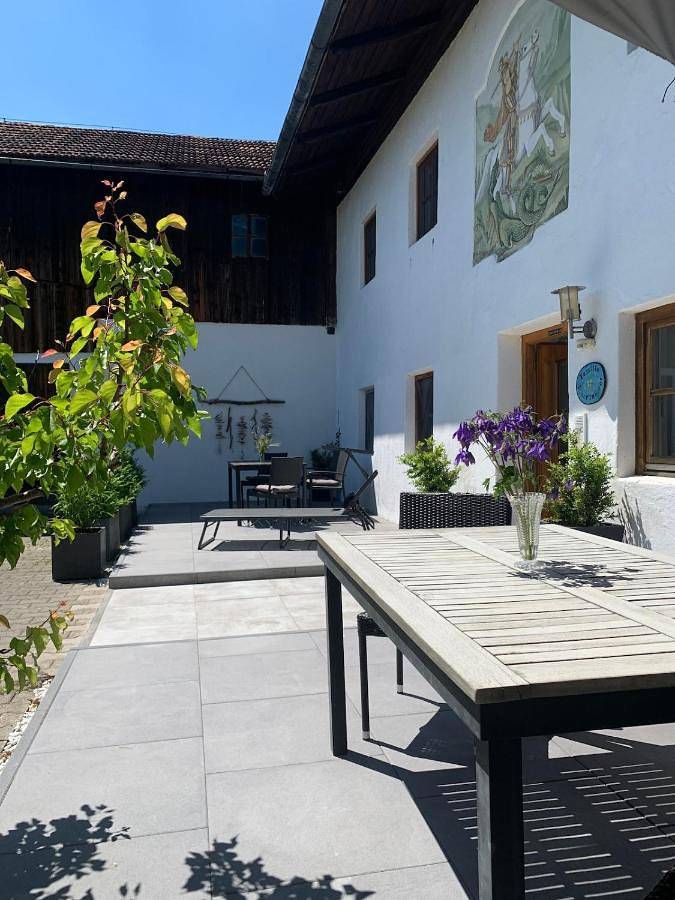 Ferienwohnung für 4 Personen, mit Terrasse und Garten in Taching am See - 2