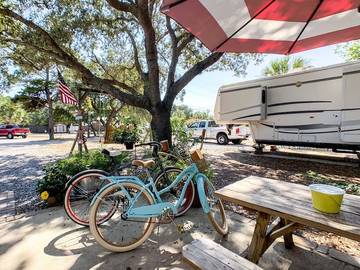 Cabin for 3 Guests in Emerald Coast, Santa Rosa County, Picture 2