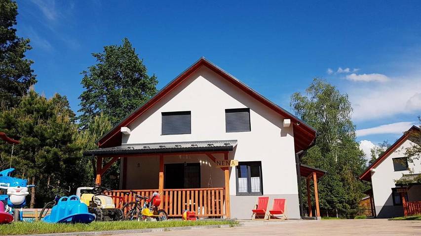 Location de vacances pour 10 personnes, avec jardin ainsi que vue et piscine, animaux acceptés dans Radawa - 2