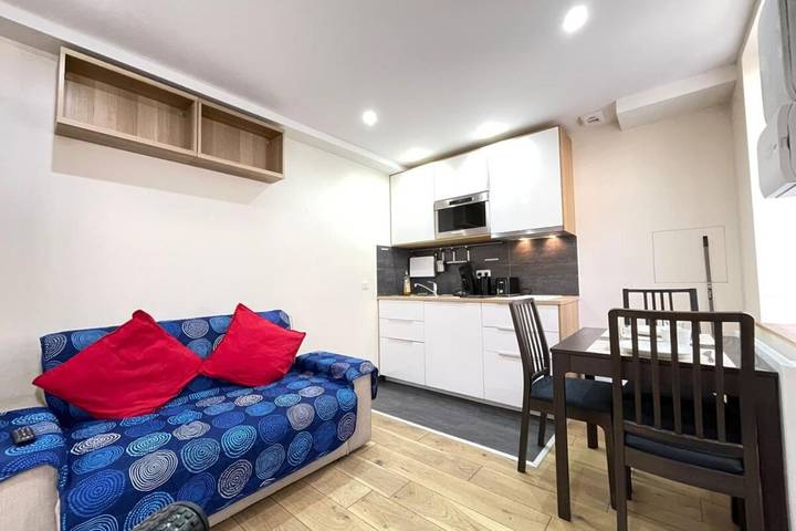 Appartement de vacances pour 3 personnes, avec jardin