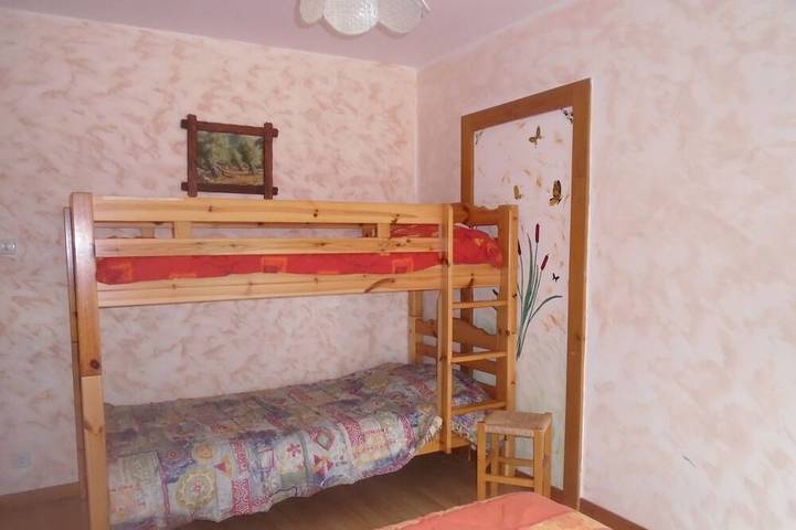 Apartamento entero, Antigua granja reformada con vistas al lago y al valle. in Gérardmer, Parque natural regional de los Ballons des Vosges