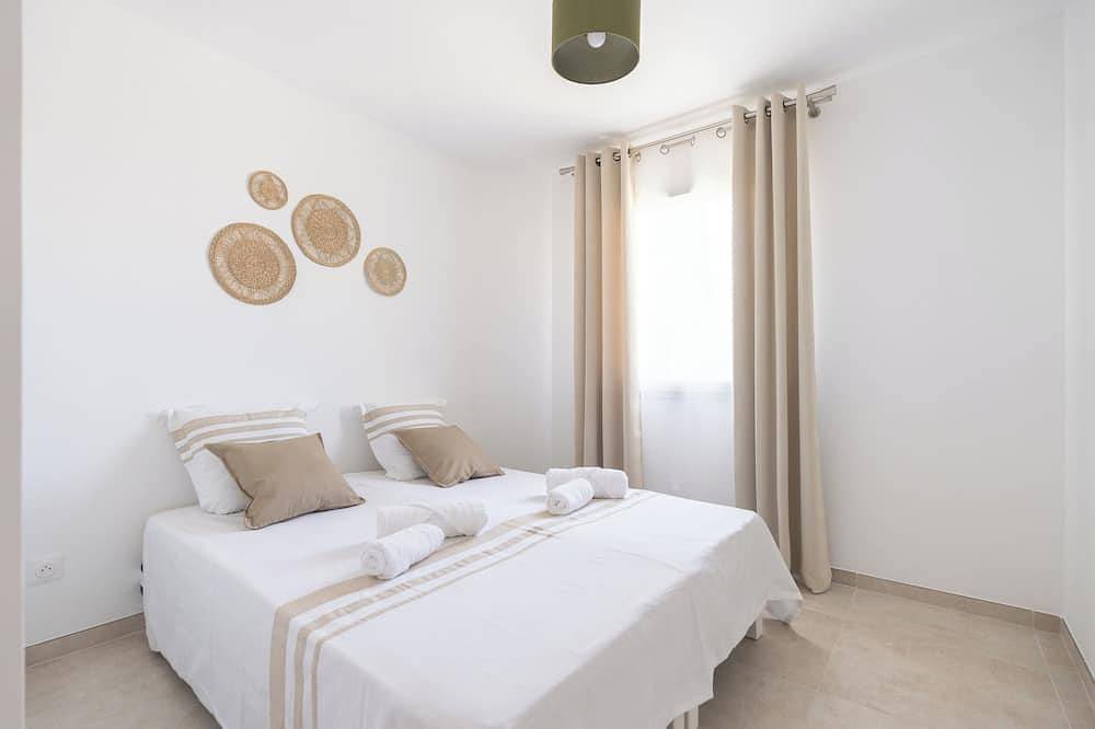 Villa Mimosa in Marignane, Istres region
