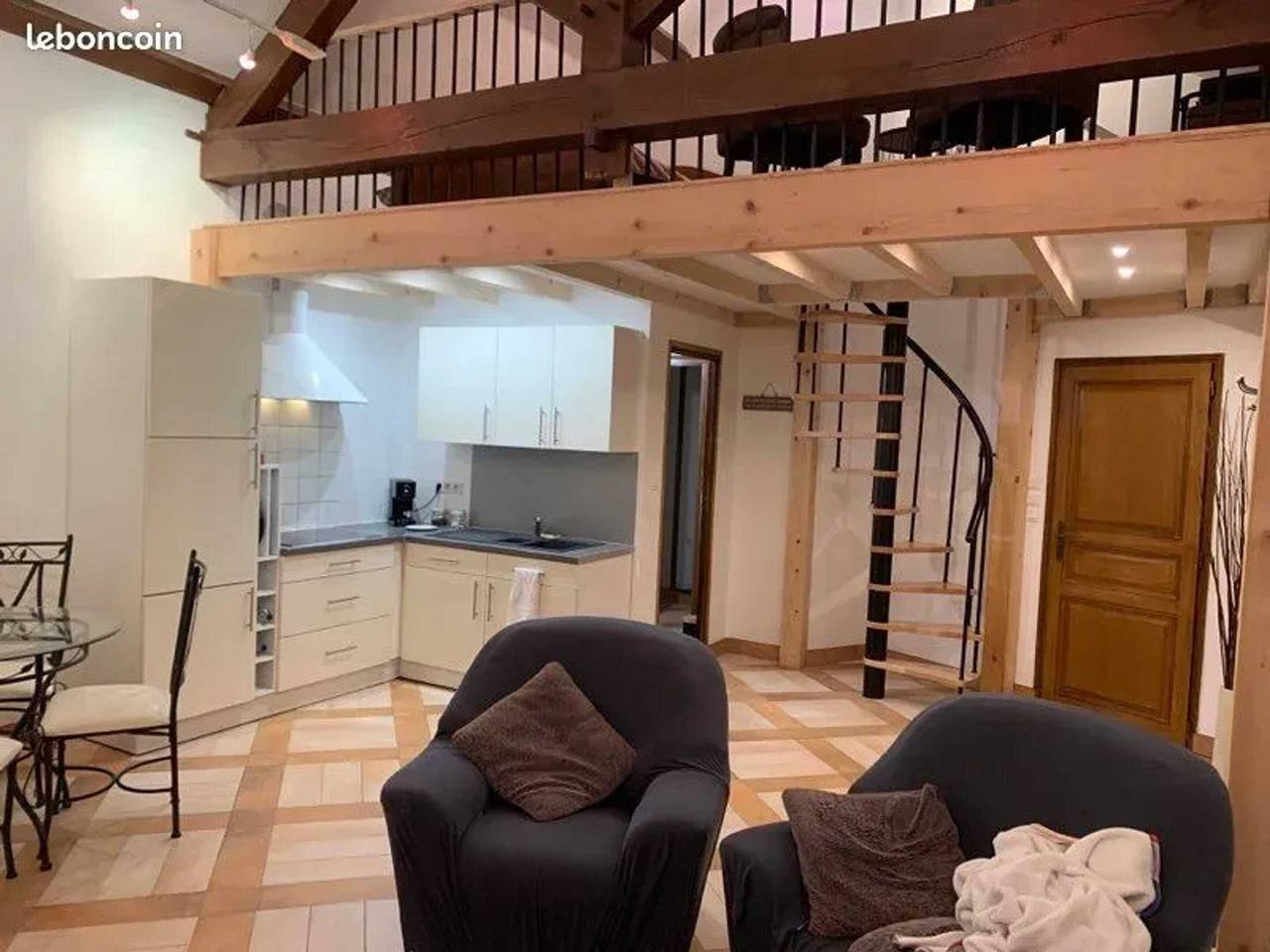 Casa acogedora con piscina en Liffol-le-Grand, 42 m² in Liffol-le-Grand, Neufchâteau