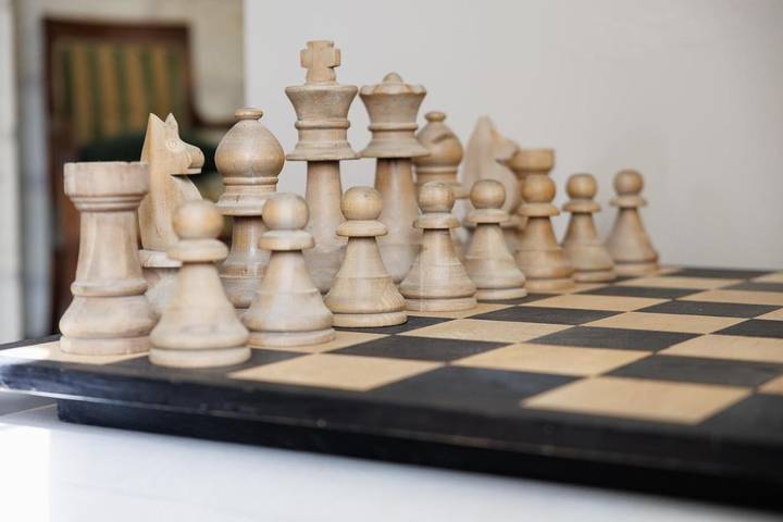 Location de vacances pour 14 personnes, avec piscine et jardin ainsi que vue et terrasse à Carignan-de-Bordeaux - 4