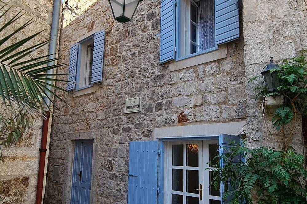 House Stone house Skor - Stari Grad - island Hvar in Stari Grad, Hvar