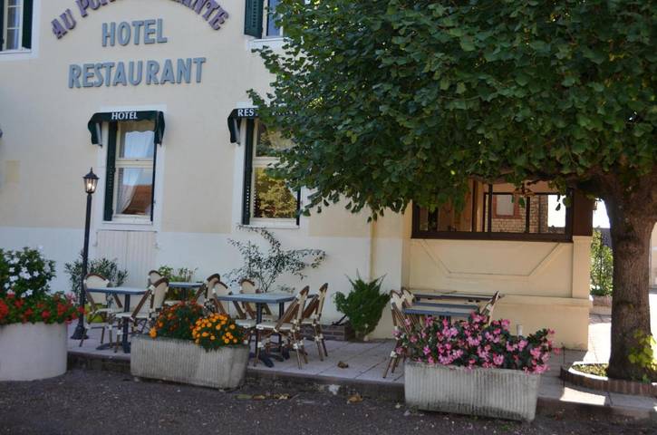 Hôtel pour 2 personnes, avec jardin dans Saint-Martin-en-Bresse - 2