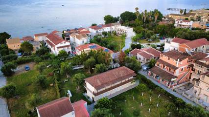 Gîte pour 2 personnes, avec jardin et vue, adapté aux familles dans Kavos