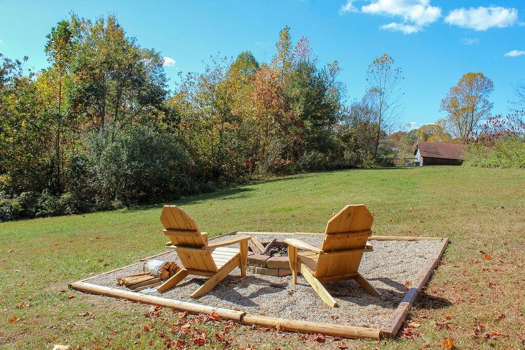 Log Cabin for 2 Guests in Ohio, USA
