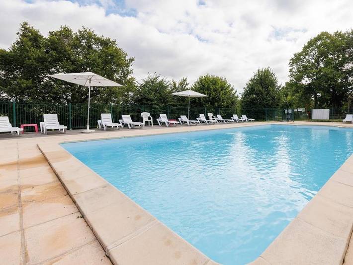 Camping de La Croze - Mobilhome 4 personnes - Loisirs in Châtel-Guyon, Parc naturel régional des Volcans d'Auvergne