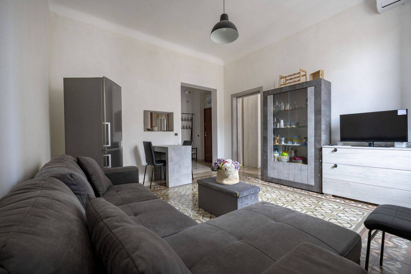 Appartement entier, Guesthost - Grey Queen in Taranto, Golfe de Tarente