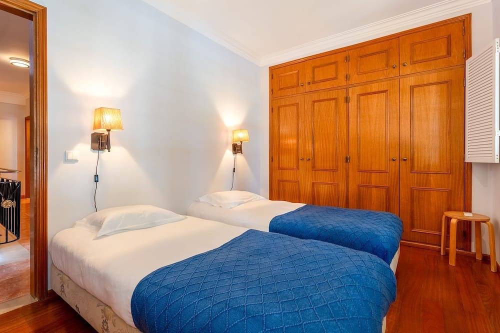 2 Bdr House W/Terrace in Praia Verde by Lovelystay in Castro Marim, Faro Distrikt