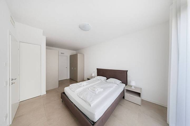 Villa pour 8 personnes, avec jardin et balcon à Sirmione - 2