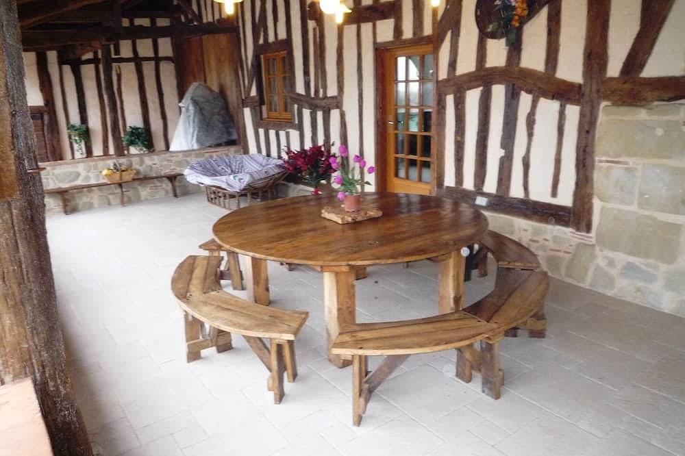 Vacances en famille ou entre amis dans un cadre paisible,animaux admis in Tombebœuf, Région de Villeneuve-sur-Lot