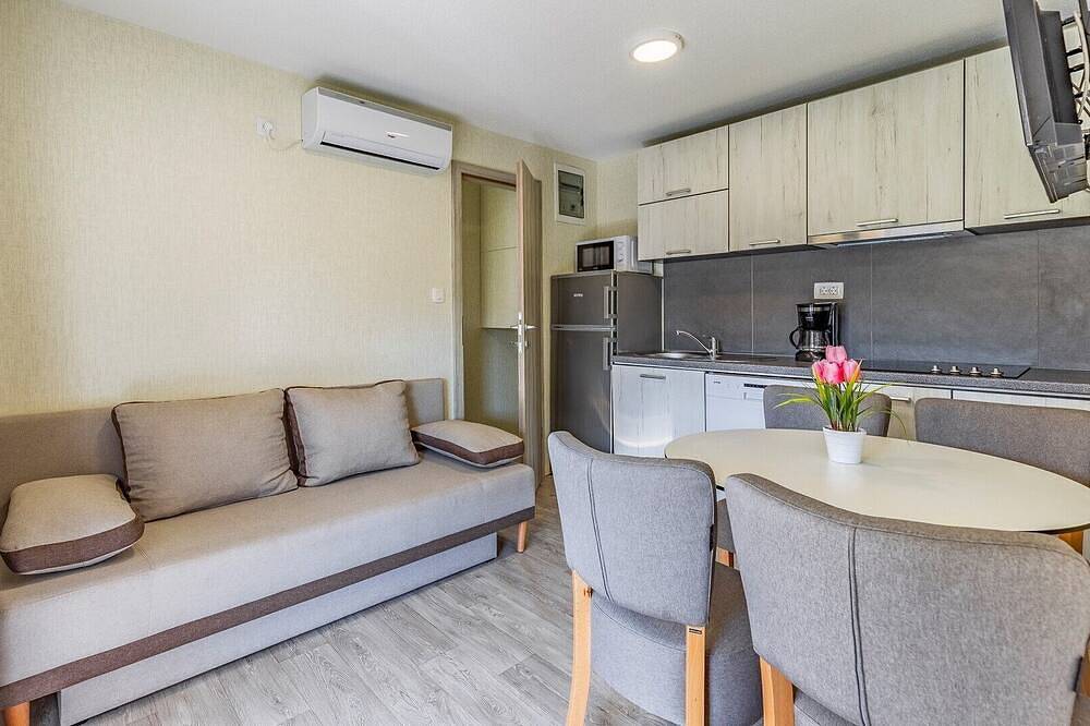 Ganze Wohnung, Mobile home / Mh Luxury 2 in Banjole, Südküste Istrien