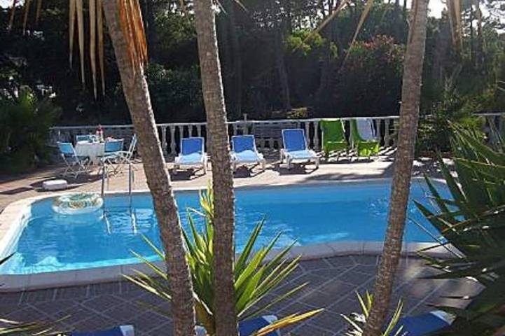 Chalé para 4 pessoas, com jardim e terraço, com animais de estimação na Costa de Estoril