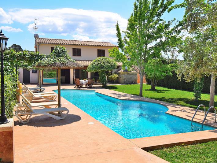 Casa de vacaciones para 6 personas, con jardín y terraza, Se admiten mascotas en Ariany