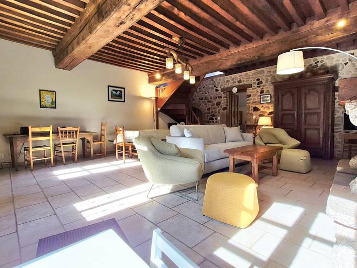 Gîte pour 8 personnes, avec jardin