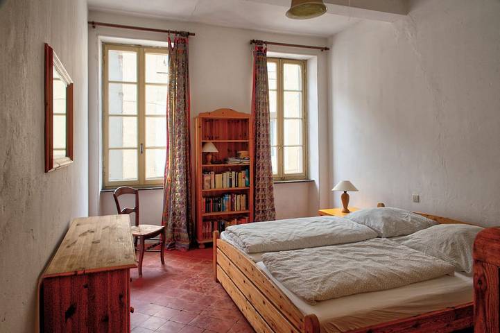 Location de vacances pour 8 personnes, avec jacuzzi et jardin, animaux acceptés à Sigean - 2