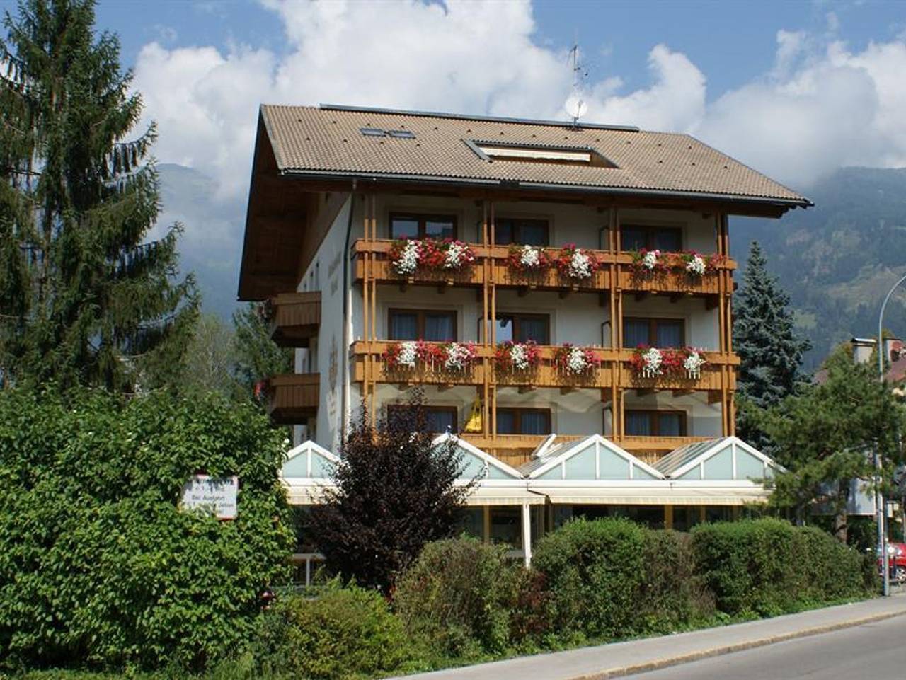 Dolomitenhotel - Spitzkofel Superior – Frühstück in Lienz, Osttirol