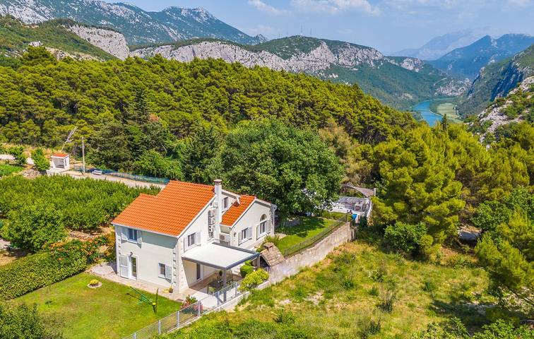 Villa Zaku in Naklice, Omiš-Riviera