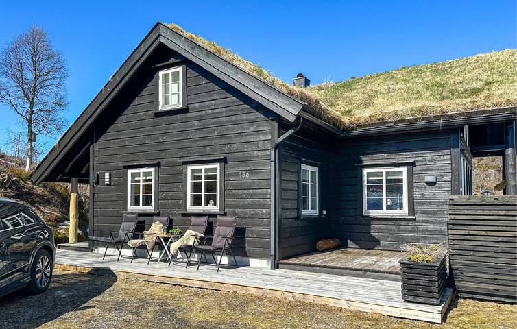 Ferienhaus für 8 Personen, mit Garten und Terrasse sowie Sauna - 1