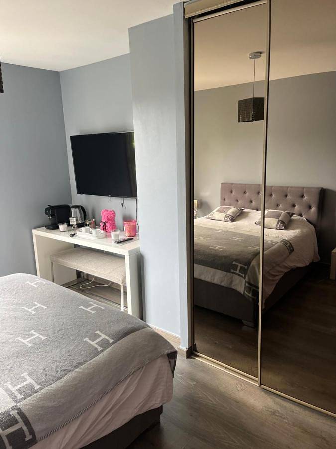 Chambre d’hôte pour 2 personnes, avec jacuzzi et jardin