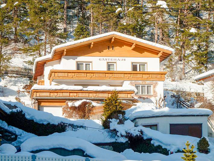 Ferienhaus für 16 Personen, mit Terrasse in Pfunds